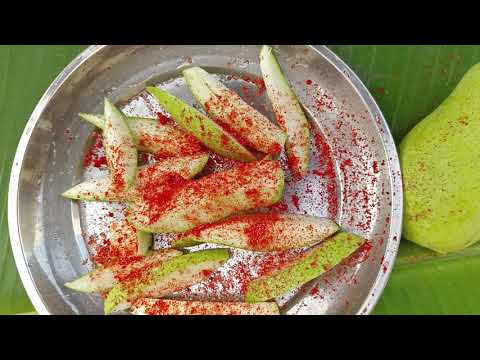 Summer special chilli mango 🥭#nature #mango#eswari cooking n gardening #mangopickle