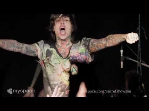 BRING ME THE HORIZON - It Never Ends (MySpace live show)
