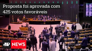 Câmara aprova PEC que institui piso salarial para enfermagem