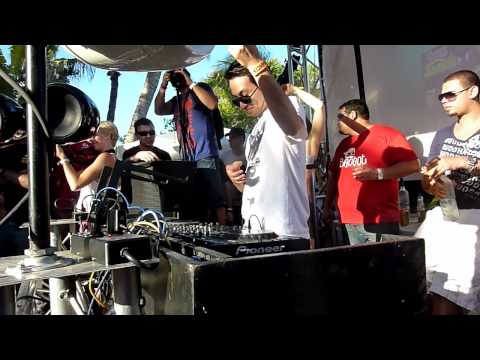 Laidback Luke - Katy Perry - Last Friday Night - Mixmash Pool Party