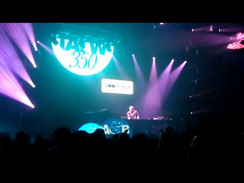 Boom Jinx dropping "The Emergency" (Marcus Schössow Remix) at TATW 350