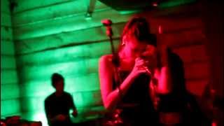 AlunaGeorge- This is How We Do It