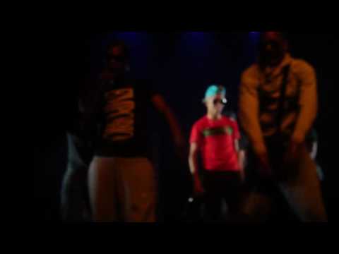 La Bastos sur scene-la bastos