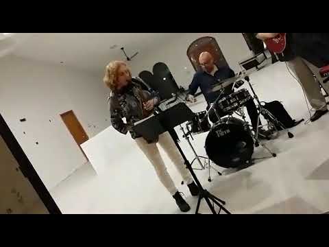 Promotional video thumbnail 11 for Hana Dolgin