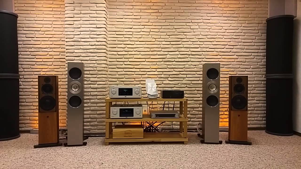 KEF Reference 3 T+A HV Series  Money for Nothing Intro