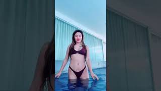 Every Gelicous tiktok short ever ..