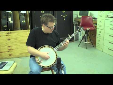 Ned Luberecki Playing the Kel Kroydon KK-Granada Banjo