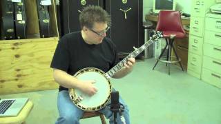 Ned Luberecki Playing the Kel Kroydon KK-Granada Banjo