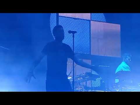 Vetusta Morla - La sábana de mis fantasmas / Un día en el mundo - 2024-03-29 Benicassim (SanSan)