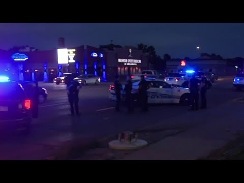 Detroit police cruiser damaged in high-speed chase in Dearborn