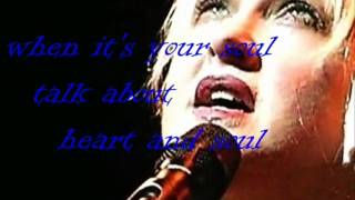 CYNDI LAUPER-here and there-(subtitled)