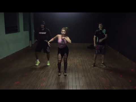 MC kevinho e Dennis DJ  Rola um Love ( coreografia) fitdance