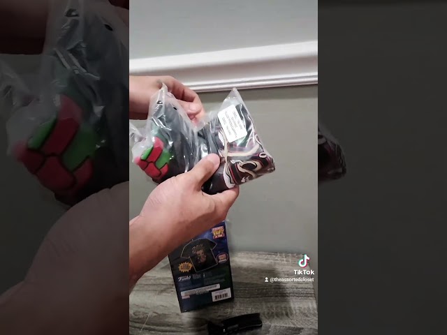 Vídeo relacionado con Funko Boxed Tee: Groot Shorts - Groot - Camiseta, Franela - Ropa - Idea de Regalo - Top de Manga Corta para Adultos Hombres y Mujeres - Mercancia Oficial