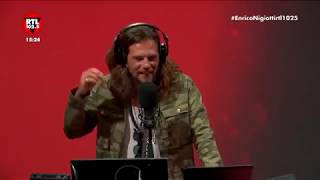 Enrico Nigiotti a RTL 102.5 “Io sex simbol? Non credo.”