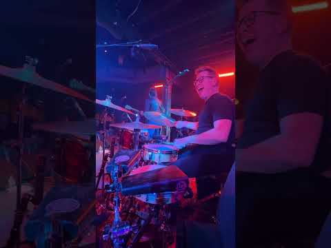 🥁 Dare You To Not Groove!