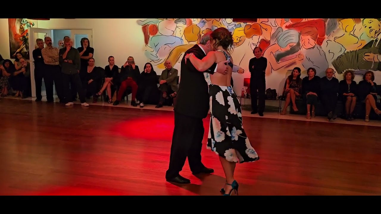 Fernando Jorge y Alexandra Baldaque. Anibal Troilo. Cristal.  - 2/4