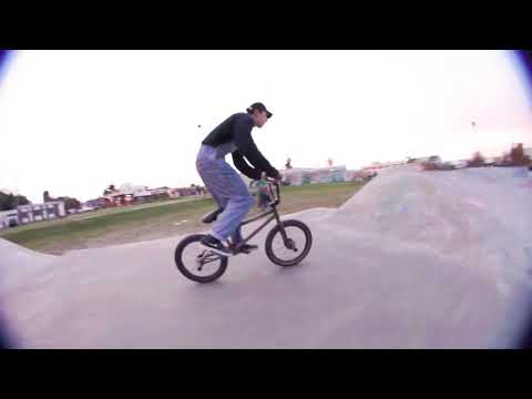 Facu Pimentel x Juan Pablo Mauro INDUCE BMX MAG.