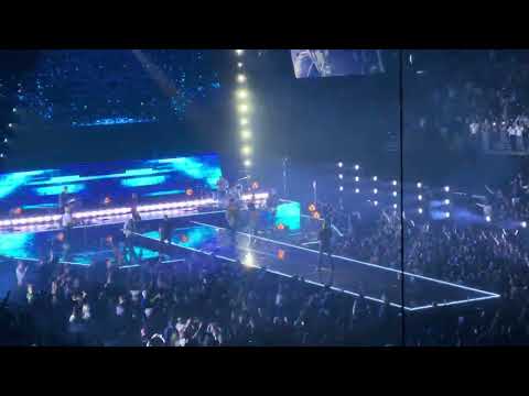 Gratitude - Brandon Lake ft. Benjamin William Hastings - Tear Off The Roof Tour - Tampa FL