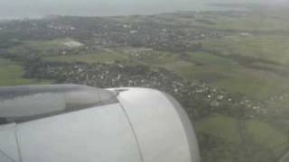 preview picture of video 'Cebu Pacific landing @ Bacolod-Silay Airport'
