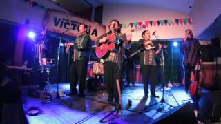 Arack Pacha - Adelita (bar victoria)