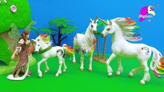 Schleich Fairy Finds Baby Rainbow Unicorn - Honeyheartsc Fantasy Horses Play Video