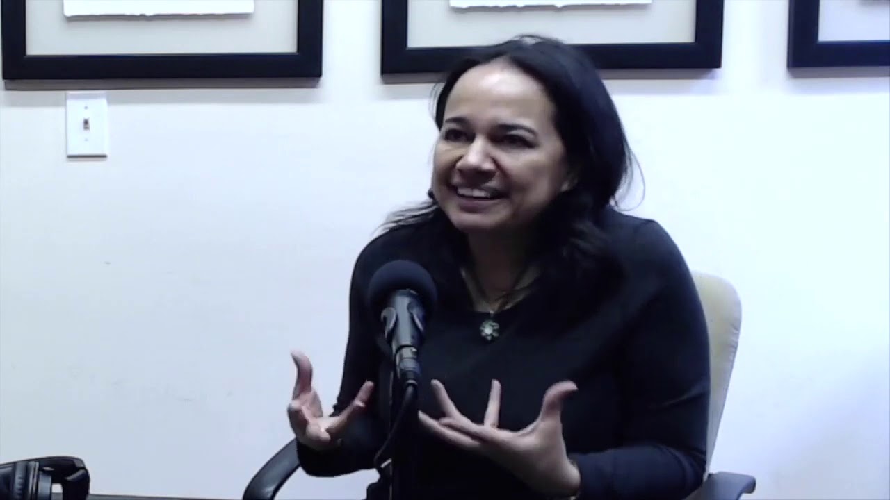 VOCES DEL ESPAÑOL 042, Entrevista con Claudia Fernandez, directora del programa de español en UIC.