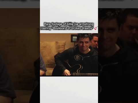 Thumbnail for Rare footage of billie joe armstrong create the lead guitar  #guitar #fyp #greenday #band #viral by Billie Joe Armstrong