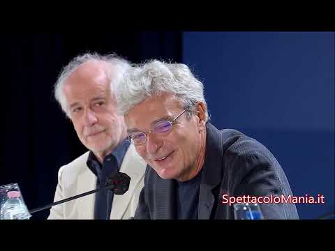 Qui rido io: Toni Servillo, Iaia Forte, Maria Nazionale e Mario Martone a Venezia 78