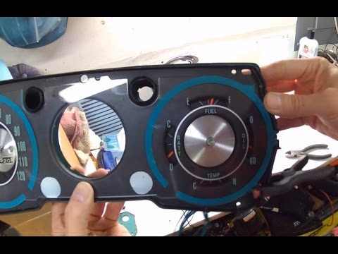 No more Idiots! Chevelle Dash retrofit with Gauges