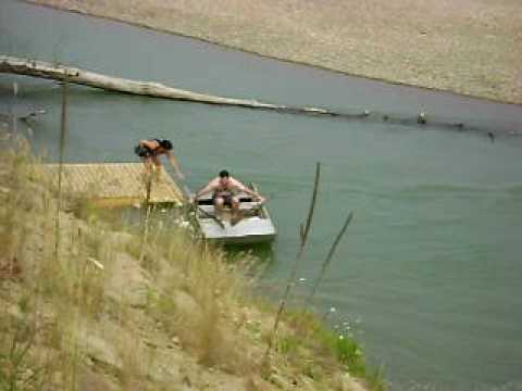 Drew's epic rowing fail