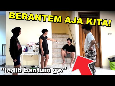 Gw Prank NUDUH 1 GH BRUTAL MECAHIN HP GW SAMPE MAU BUBAR ... (@ayoncakra @dailywatchfun @RafelAlva)