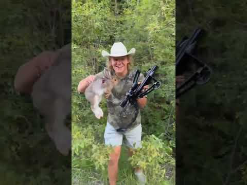Rabbit HUNTING With Ballista Bat Reverse Pistol Crossbow #rabbithunting #archery #crossbow