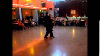 Gonzalo Angeles y Nathalia Peña Muñoz en ZUM!