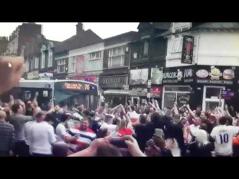 england fans singing vardys on fire at euro 2016