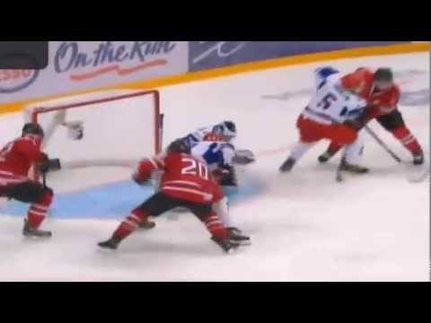 WJC: Canada's Ritchie Ties the Game at Five vs Russia