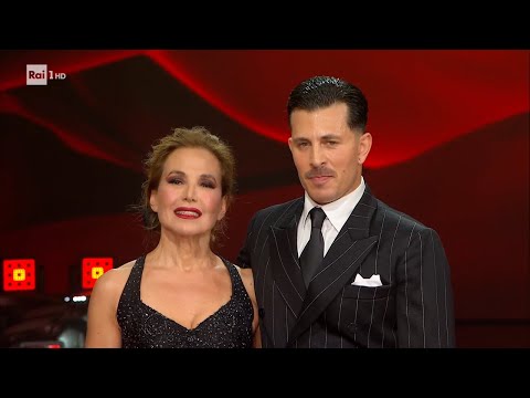 Il giudizio sul Tango di Barbara D'Urso e Pasquale La Rocca - Ballando con le Stelle 13/12/2025