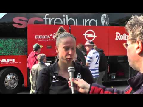 Caroline Abbé après le jeu Duisburg-Freiburg le 19 04 2014