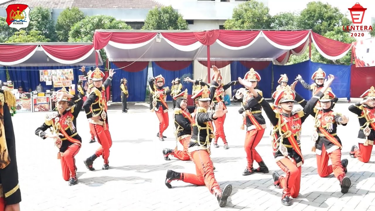 Penampilan PBB Formasi Variasi Paskibra SMPN 1 Jabon