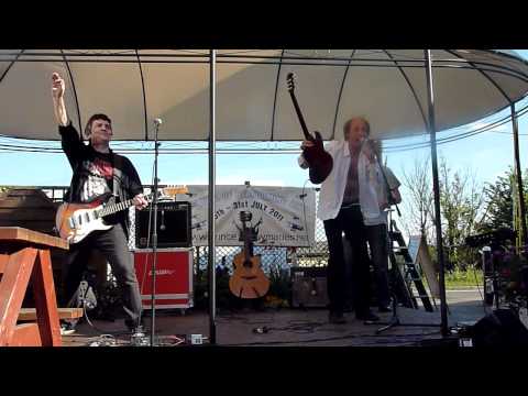 John Otway & Richard Holgarth 'You Aint Seen Nothing Yet' 24.7.11.