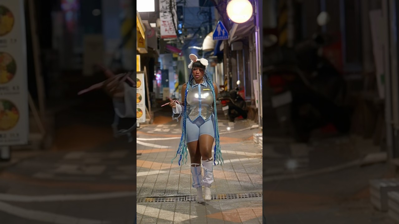 よるの散歩して🌙 #cosplay #bunny #コスプレ #lilydior #lily__dior