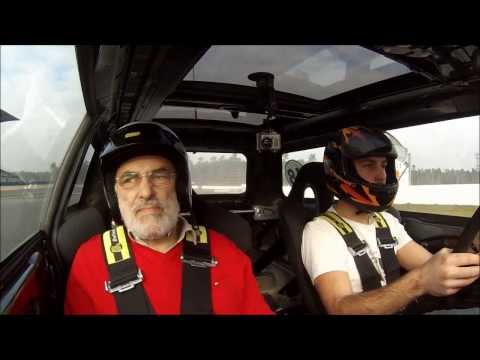 Advents Track Day - schöner Drift mit dem MINI 2013