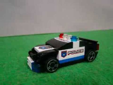 Vidéo LEGO Racers 8301 : Le bolide de la police