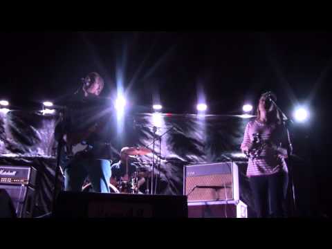 THE YELLOW MELODIES - No more parties (live! SOS 4.8 Festival) (Murcia) (3-5-2014)