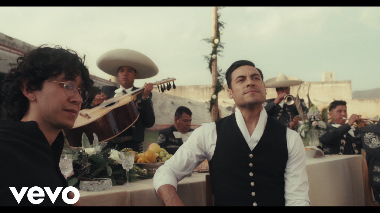 Un León Marinero, Carlos Rivera - Lluvias de Mayo