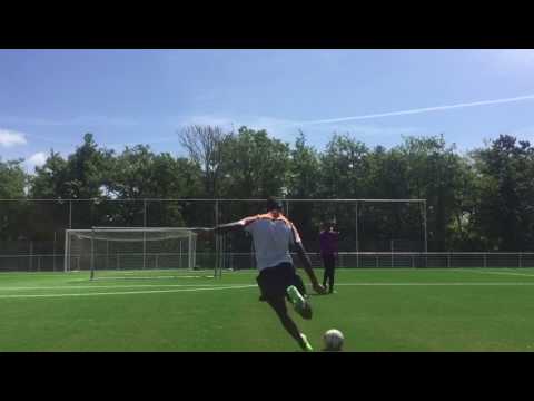 Vrije trap: heerlijke vrije trap door speler HCSC JO17