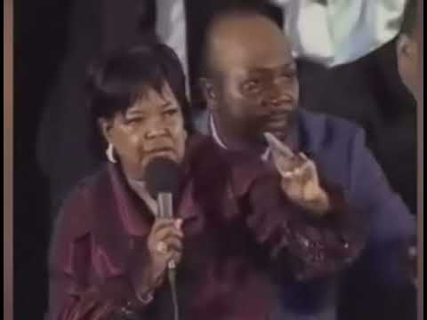 Shirley Caesar(greens beans potatoes tomatoes)Happy Thanksgiving y’all