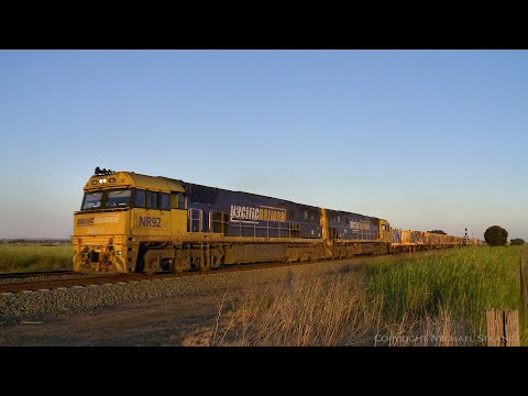 Pacific National 3MA5 Container Freight Train - PoathTV Australian Railways
