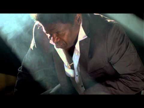 Charles Bradley & The Menahan Street Band - Heartaches and Pain (OFFICIAL VIDEO)