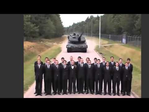 Доброволци на пътя на танк!