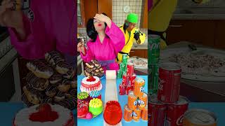 Download lagu Ice cream challenge! Macaron cake vs soda #Shorts mp3